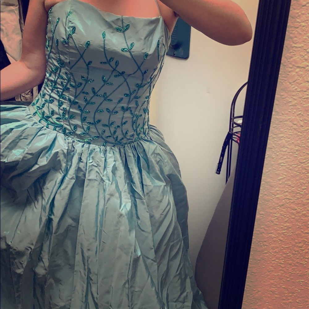 Ball gown/ prom dress